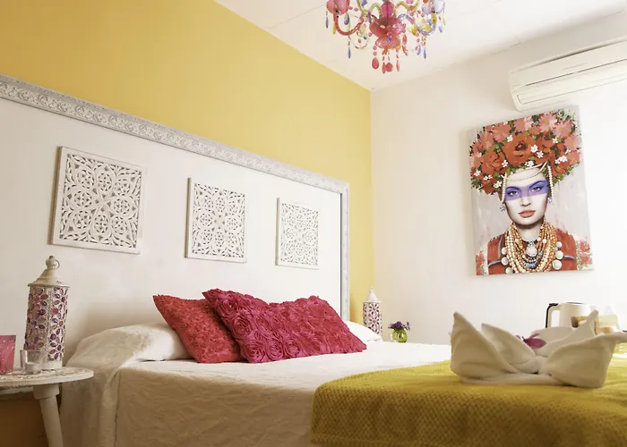Hostal La Fonda Grupo Terra de Mar, alojamientos con encanto